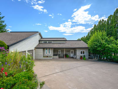 Luxury estate at 7994 Tronson Road, Vernon, BC — photo 39