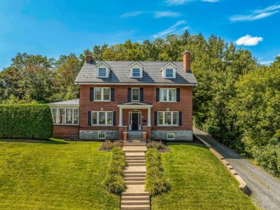 Luxury estate at 427 Rue Victoria, Sherbrooke, QC — photo 5