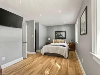 Luxury estate at 389 Clarendon Drive, Hamilton, ON — photo 14