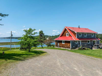 Luxury estate at 545 Armstrong Lane, Blacks Harbour, NB — photo 3