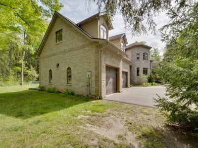 Luxury estate at 1105 Dalkab Crescent, Innisfil — photo 11
