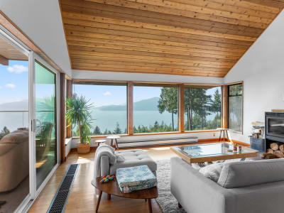 Luxury estate at 270 Mountain Drive, Lions Bay, BC — photo 5
