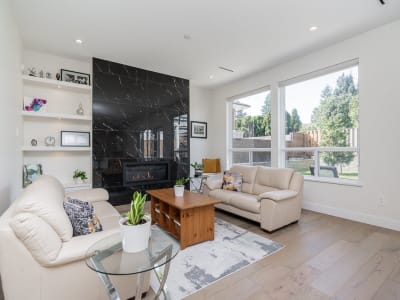 Luxury estate at 576 Linton Street, Coquitlam, BC — photo 3