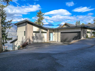 Luxury estate at 20 - 9900 EASTSIDE Road, Vernon, BC — photo 2
