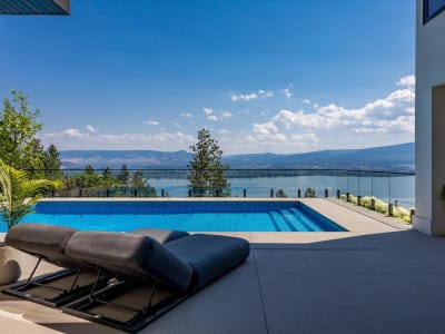 Luxury estate at 692 Lake Court, West Kelowna, BC — photo 5