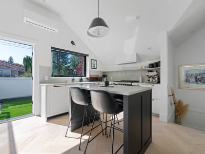 Luxury estate at 4921 Larch Street, Vancouver, BC — photo 15