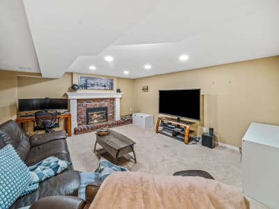 Luxury estate at 76 Stradbrooke Way Southwest, Calgary, AB — photo 29