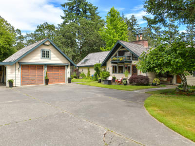 Luxury estate at 4740 Beaverdale Road, Victoria, BC — photo 110