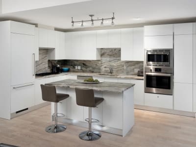 Luxury estate at PH3 175 Victory Ship Way, North Vancouver, BC — photo 18