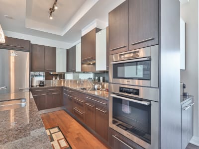 Luxury estate at 4406 80 John Street, Toronto — photo 8