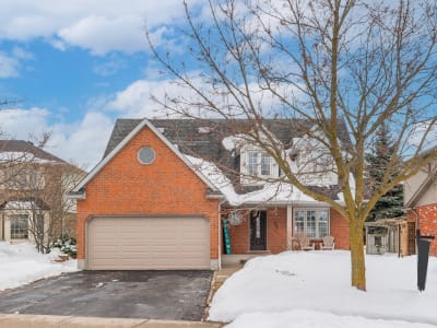 Luxury estate at 44 Pacific Place, Guelph — photo 9
