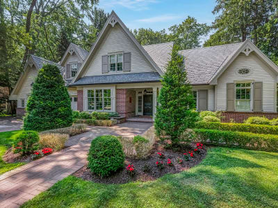 Luxury estate at 190 Donnelly Drive, Mississauga, ON — photo 5