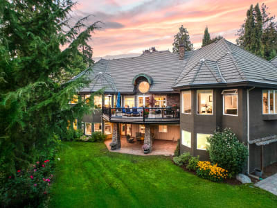 Luxury estate at 18638 54A Avenue, Surrey, BC — photo 3