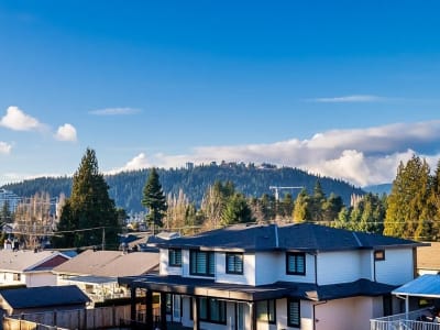 Luxury estate at 897 Cottonwood Avenue, Coquitlam, BC — photo 8