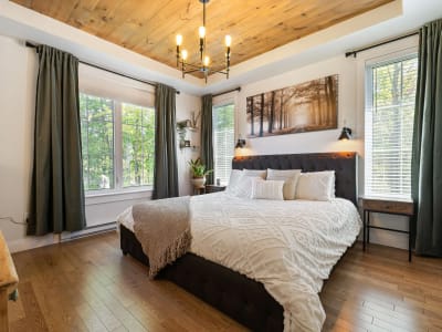 Luxury estate at 303 Rue Bergeron Est, Granby, QC — photo 18