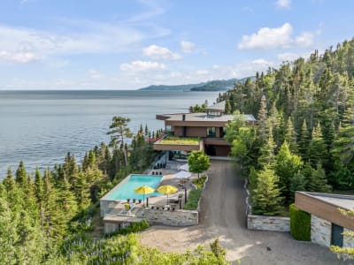 Luxury estate at 510 Rue St Raphaël, La Malbaie, QC — photo 1