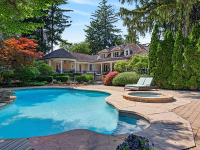 Luxury estate at 1396 Crescent Road, Mississauga, ON — photo 36