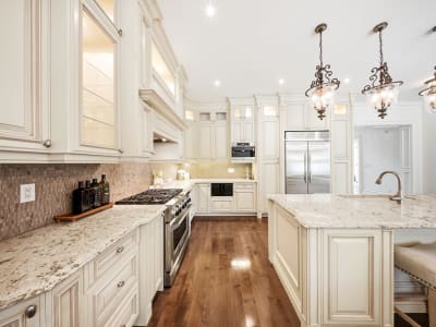 Luxury estate at 1098 Lakeshore Road West, Oakville, ON — photo 10