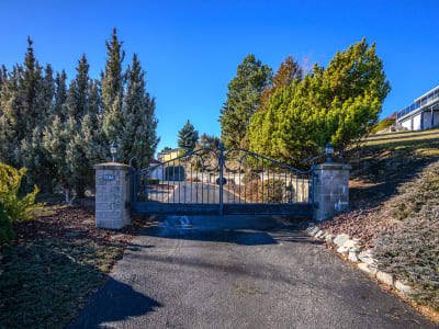 Luxury estate at 7504 Kennedy Lane, Vernon, BC — photo 3