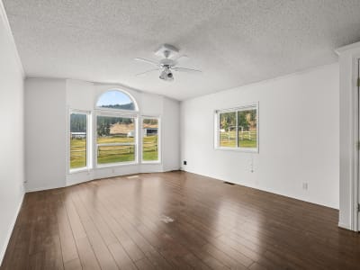 Luxury estate at 5090 Mackinnon Road, Peachland, BC — photo 10