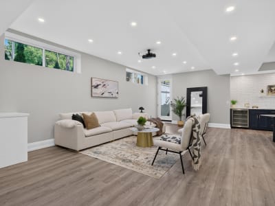 Luxury estate at 1047 Meredith Avenue, Mississauga, ON — photo 21