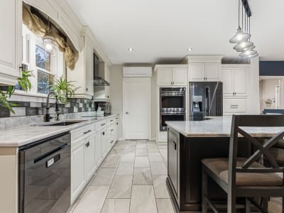 Luxury estate at 265 Rue Rosedale, Ayer's Cliff, QC — photo 9