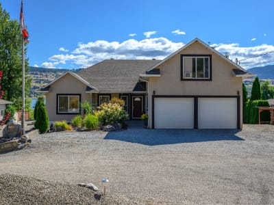 Luxury estate at 7185 Old Kamloops Road, Vernon, BC — photo 1