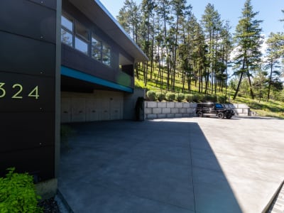 Luxury estate at 324 Clifton Road, Kelowna, BC — photo 3