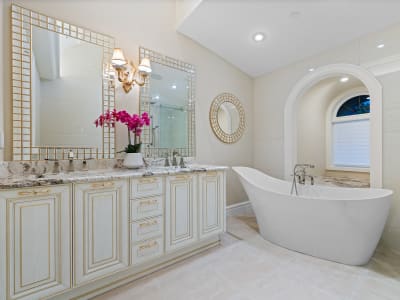 Luxury estate at 2540 Mathers Avenue, West Vancouver, BC — photo 40