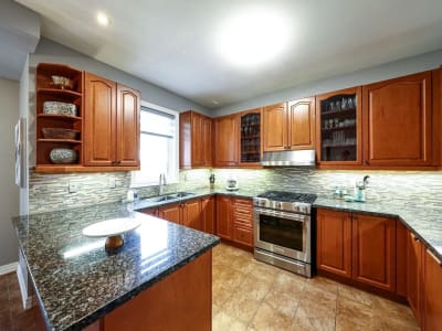 Luxury estate at 140 Humber Forest Court, Vaughan, ON — photo 10