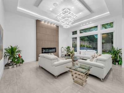 Luxury estate at 929 Canyon Boulevard, North Vancouver, BC — photo 15