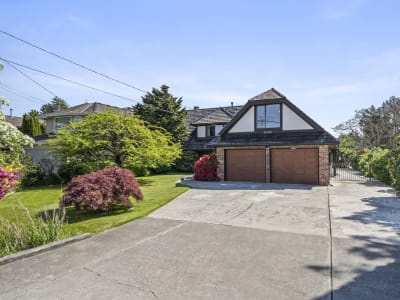 Luxury estate at 6546 Gibbons Drive, Richmond, BC — photo 1