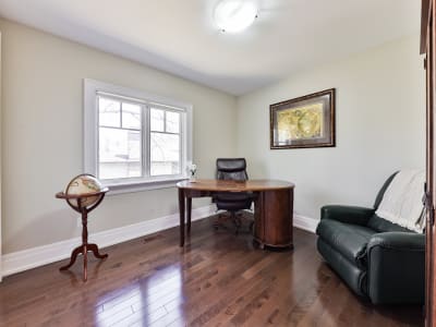 Luxury estate at 80 Oakes Drive, Mississauga, ON — photo 21