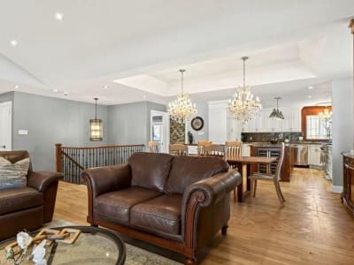 Luxury estate at 389 Clarendon Drive, Hamilton, ON — photo 3