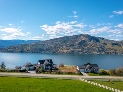 Luxury estate at 8000 Bench Row Road, Vernon, BC — photo 2