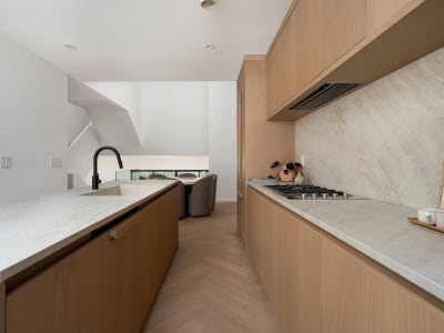 Luxury estate at 538 Duplex Avenue, Toronto, ON — photo 10
