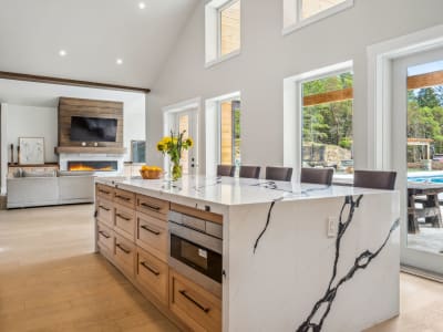 Luxury estate at 6707 Willis Point Rd, Victoria, BC — photo 38