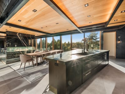Luxury estate at 18754 Heart Lake Road, Regional Municipality of Peel, ON — photo 4