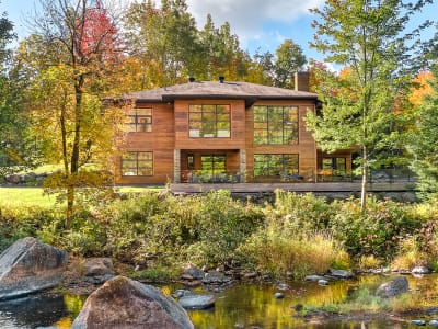 Luxury estate at 380 de la Mitis, Bromont — photo 1