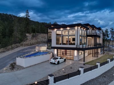 Luxury estate at West Kelowna, BC — photo 34