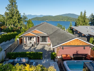 Luxury estate at 586 - 588 North Fletcher Road, Gibsons, BC — photo 5