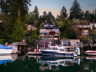 Luxury estate at Brentwood Bay, BC — photo 1
