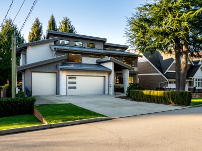 Luxury estate at 1877 126 Street, Surrey, BC — photo 8
