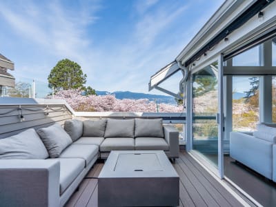 Luxury estate at 3262 West 1st Avenue, Vancouver, BC — photo 37