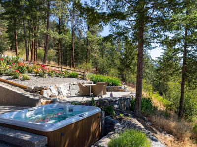 Luxury estate at 26 Commonage Road, Vernon, BC — photo 7