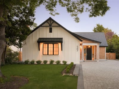 Luxury estate at 587 Oliver Street, Victoria, BC — photo 1