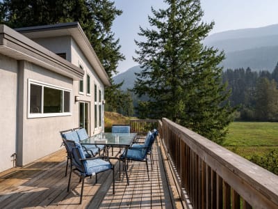 Luxury estate at 2626 Airport Way, Revelstoke, BC — photo 25