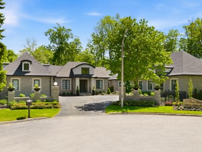 Luxury estate at 3205 Highpoint Court, Burlington, ON — photo 39