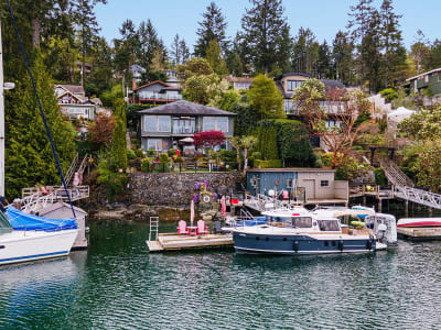 Luxury estate at Brentwood Bay, BC — photo 28