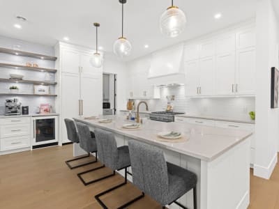 Luxury estate at 13026 16 Avenue, Surrey, BC — photo 4